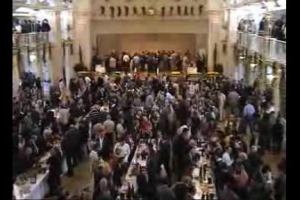 Merano Wine Festival, Cantine Aperte, Vinitaly: sono tante le occasioni di promozione per le aziende vitivinicole. Ma quante bottiglie si aprono in un anno per questi eventi?